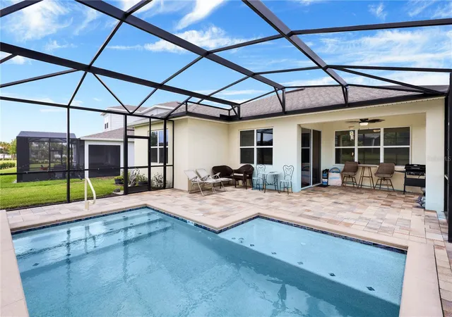 Photo 2 of Single family home for sale at 13175 Sunny Retreat Ln, Winter Garden, FL 34787 | MLS# O6420975 | Listing updated on 2026-08-30