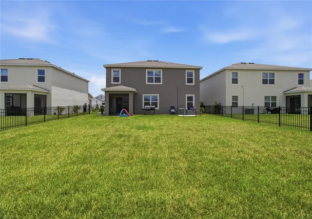 Photo 3 of Single family home for sale at 18114 Wheathouse Pl, Bradenton, FL 34211 | MLS# A4698506 | Listing updated on 2026-10-08