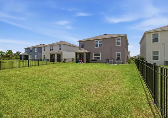 Photo 3 of Single family home for sale at 18114 Wheathouse Pl, Bradenton, FL 34211 | MLS# A4698506 | Listing updated on 2026-10-08