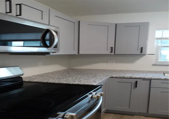 Listing Photo 4 - Condo for sale in building located at 14417 Americana Cir, Tampa, FL 33613 - Unit #204