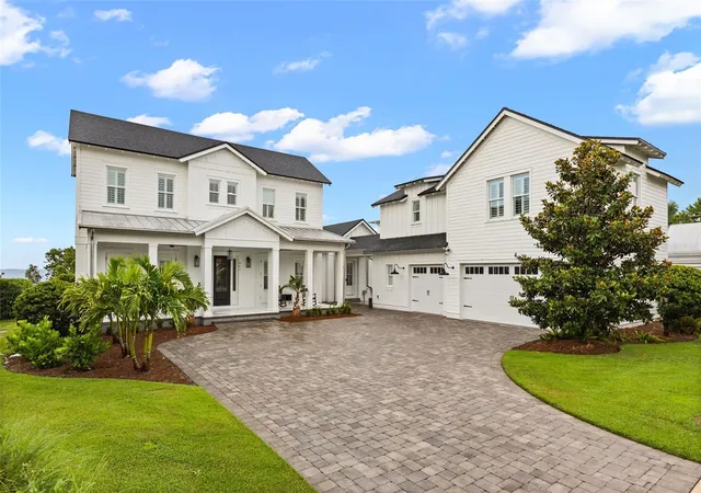 Single family home for sale at 907 Celadon St, WINTER GARDEN, FL 34787 | MLS# O6420982