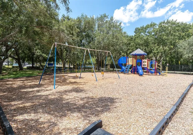 Photo 30 of Townhouse for sale at 9548 Charlesberg Dr, Tampa, FL 33635 | MLS# W7887195 | Listing updated on 2026-09-12