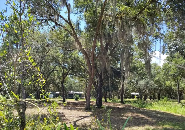 3rd image of 12627 Blackberry Ln, Lake Wales, FL 33898 | MLS# P4939193