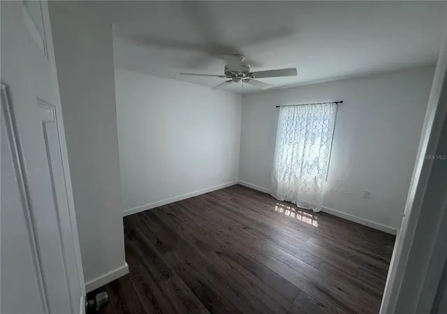 Photo 4 of Single family home for sale at 911 N 21st Street, Fort Pierce, FL 34950 | MLS# O6420997 | Listing updated on 2026-10-14