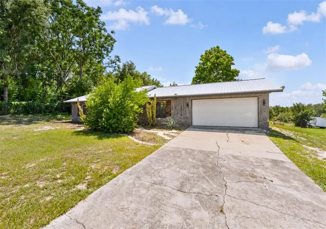 1st image of 37149 Grays Airport Rd, Lady Lake, FL 32159 | MLS# G5114436