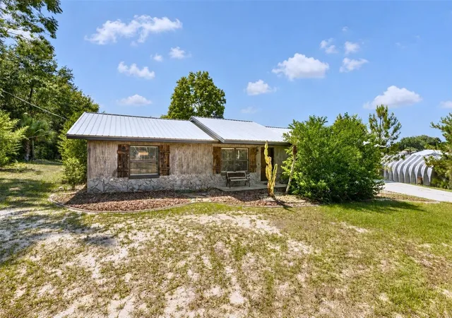 2nd image of 37149 Grays Airport Rd, Lady Lake, FL 32159 | MLS# G5114436