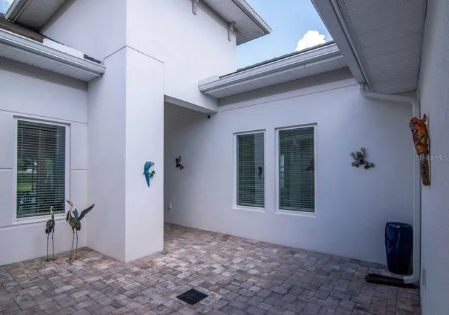 Photo 3 of Single family home for sale at 2639 Yacht Pl, Wesley Chapel, FL 33543 | MLS# TB8524507 | Listing updated on 2026-10-03