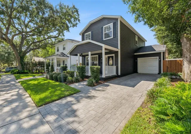 Photo 4 of Sale Pending at 1810 Illinois St, Orlando, FL 32803 | MLS# O6421000 | Listing updated on 2026-09-03