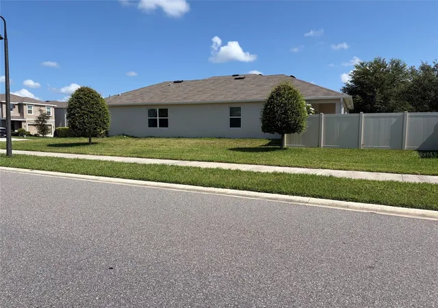 3rd image of 16252 Silent Sands Ln, Odessa, FL 33556 | MLS# O6421006