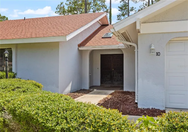 Photo 2 of Single family home for sale at 10 Village Ln, Palm Coast, FL 32164 | MLS# FC319611 | Listing updated on 2026-07-03