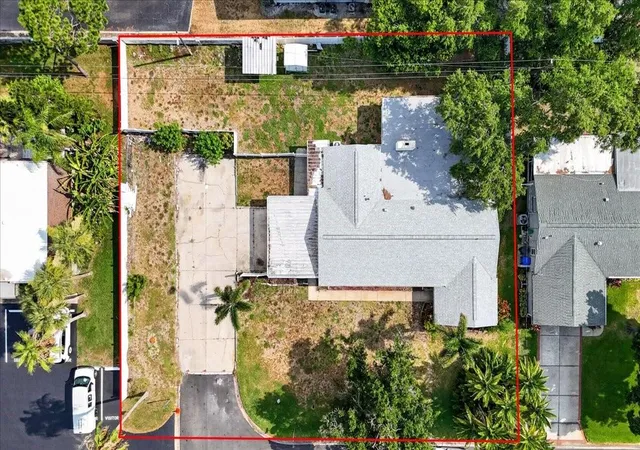 Photo 2 of Single family home for sale at 6999 16th Avenue N, Saint Petersburg, FL 33710 | MLS# TB8524529 | Listing updated on 2026-10-14