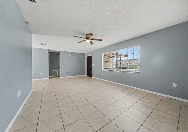 Photo 3 of Single family home for sale at 840 Rayston St, Deltona, FL 32725 | MLS# O6421032 | Listing updated on 2026-10-06