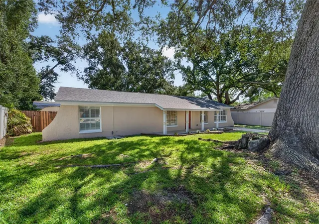 5th image of 522 Highview Cir N, Brandon, FL 33510 | MLS# TB8524537