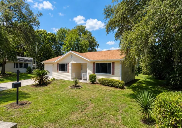 Photo 3 of Single family home for sale at 10920 SW 82nd Terrace, Ocala, FL 34481 | MLS# O6421037 | Listing updated on 2026-09-17