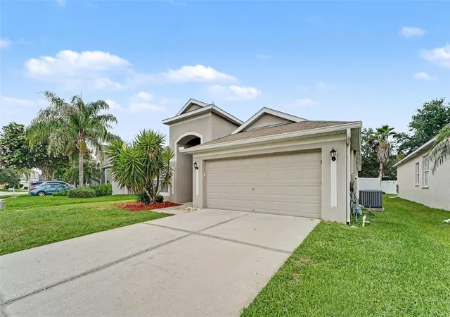 2nd image of 4906 Pennecott Wy, Wesley Chapel, FL 33544 | MLS# O6421045
