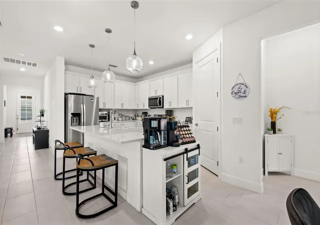 4th image of 12461 Basalt Ln, Alva, FL 33920 | MLS# C7527889