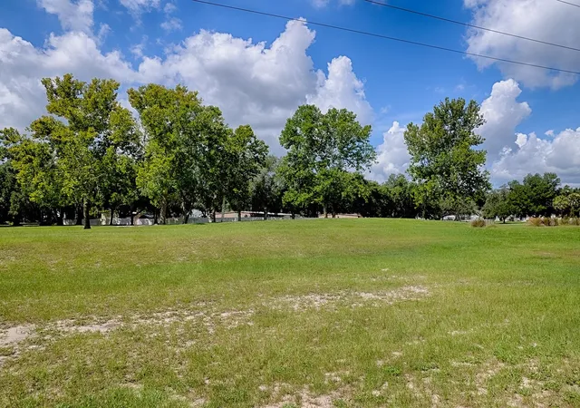 Photo 3 of Single family home for sale at 4438 River Ridge Dr, Leesburg, FL 34748 | MLS# G5114443 | Listing updated on 2026-10-01