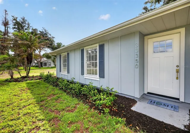 3rd image of 33350 E Lake Joanna Dr, Eustis, FL 32736 | MLS# G5114444