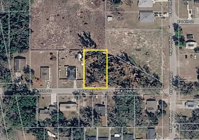 1st image of E 15th St, Apopka, FL 32703 | MLS# O6421065