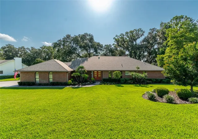 3rd image of 5101 Nw 80Th Avenue Rd, Ocala, FL 34482 | MLS# OM727631