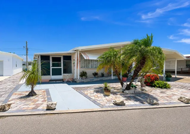 1st image of 1614 Michigan Ave, Bradenton, FL 34207 | MLS# A4698539