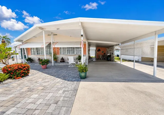 2nd image of 1614 Michigan Ave, Bradenton, FL 34207 | MLS# A4698539