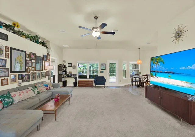 Photo 2 of Single family home for sale at 10 Cordia Ct, Homosassa, FL 34446 | MLS# TB8524582 | Listing updated on 2026-07-28