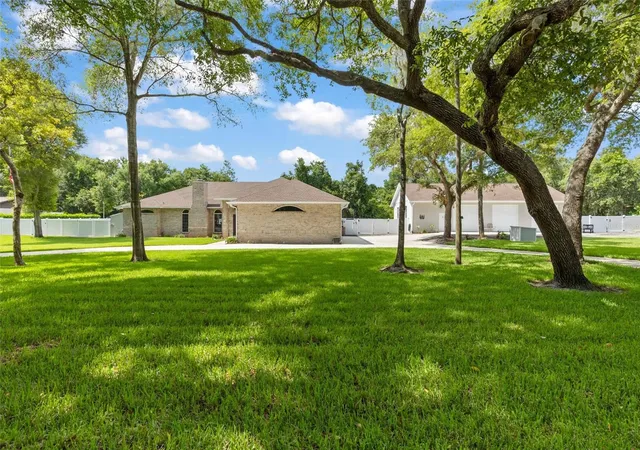 2nd image of 713 Ernest Dr, Port Orange, FL 32127 | MLS# V4949945