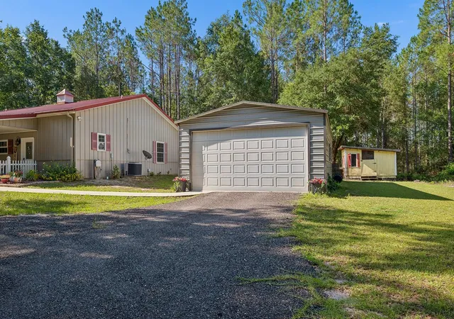 Homes for sale in Chiefland, FL | 14590 Ne 35Th Ave, Chiefland, FL 32626 | MLS# GC541571