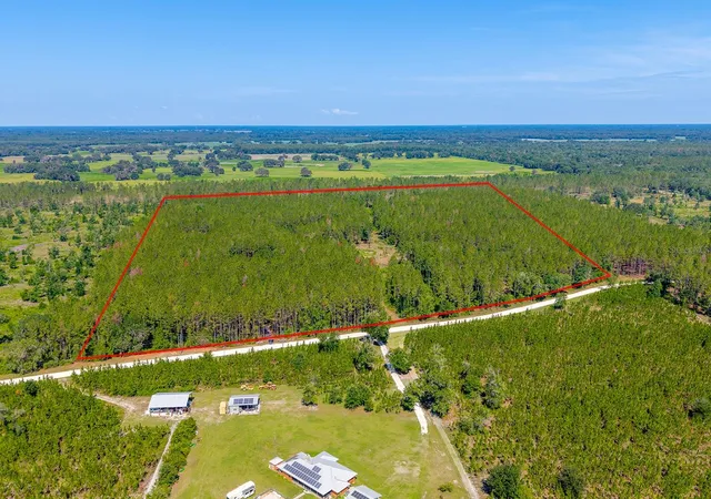 Homes for sale in Chiefland, FL | 14590 Ne 35th Ave, Chiefland, FL 32626 | MLS# GC541571