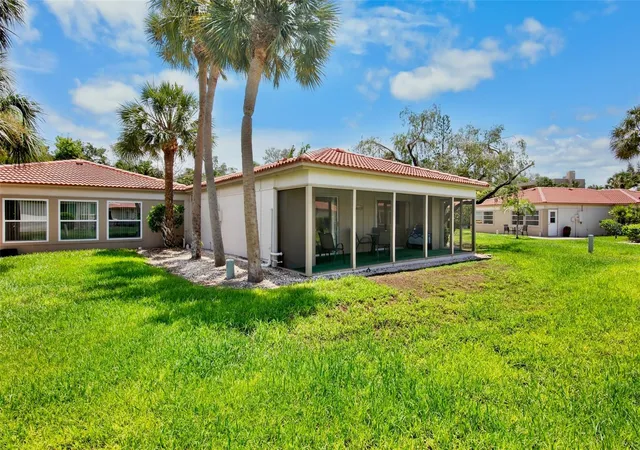 Photo 3 of House for sale at 159 Vista Hermosa Cir #27B, Sarasota, FL 34242 | MLS# A4698551 | Listing updated on 2026-09-15
