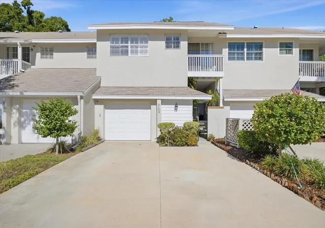 Photo 2 of Townhouse for sale at 5103 S Jules Verne Ct, Tampa, FL 33611 | MLS# TB8524602 | Listing updated on 2026-09-26