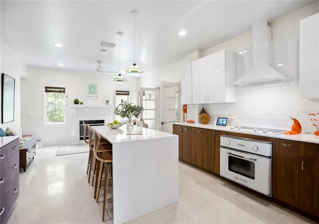 4th image of 2217 Brevard Rd Ne, St Petersburg, FL 33704 | MLS# TB8524603