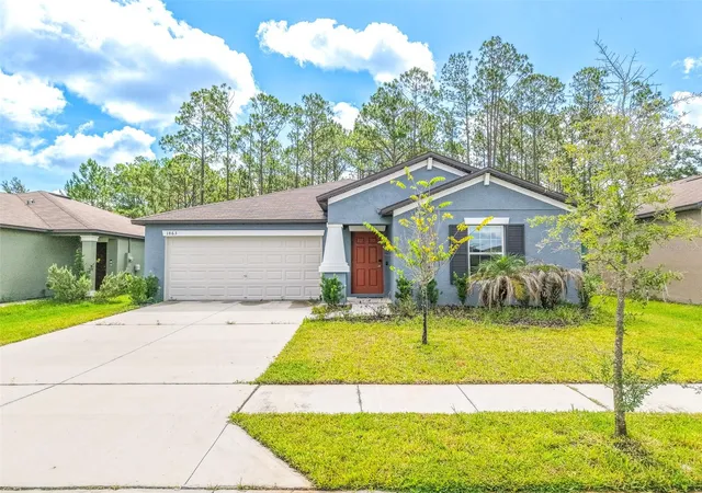 Homes for sale in Lakeland, FL | 1863 Yellow Trl, Lakeland, FL 33801 | MLS# L4963166