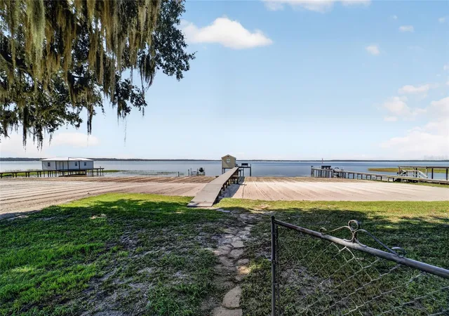 Photo 3 of Single family home for sale at 13200 E Highway 25, Ocklawaha, FL 32179 | MLS# OM727638 | Listing updated on 2026-07-07