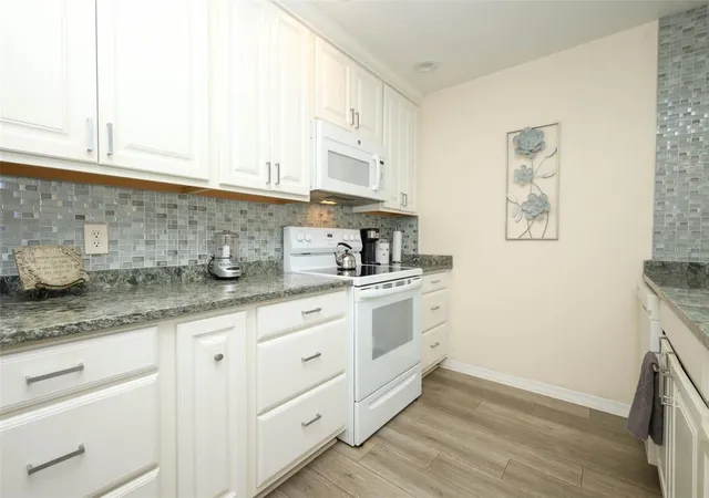 5th image of 2372 Sun Vly Cir, WINTER PARK, FL 32792