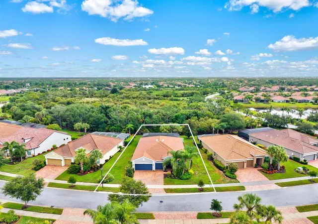 Photo 1 of Single family home for sale at 19556 Petrino St, Venice, FL 34293 | MLS# N6144877 | Listing updated on 2026-09-14
