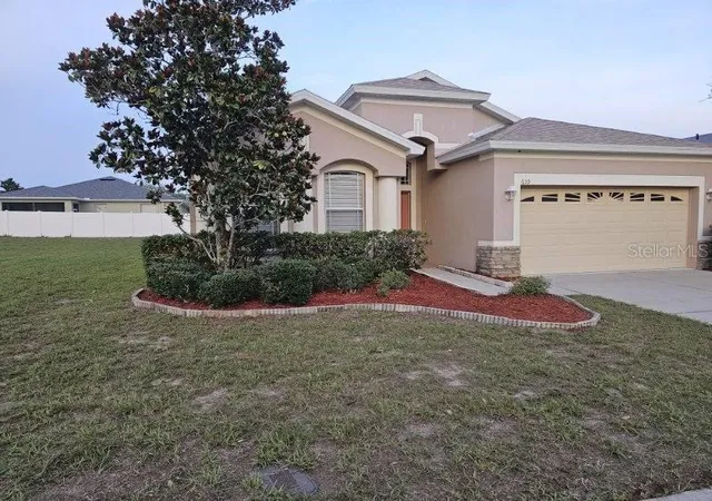 Photo 2 of Single family home for sale at 659 Winthrop Dr, Spring Hill, FL 34609 | MLS# W7887213 | Listing updated on 2026-08-28