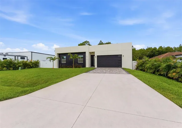 3rd image of 9714 Van St, Tampa, FL 33615 | MLS# TB8524644