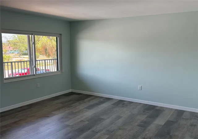 3rd image of 1258 Barbara Dr, Venice, FL 34285
