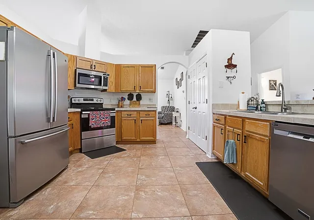 Homes for sale in Leesburg, FL | 3851 Manor Oaks Ct, Leesburg, FL 34748 | MLS# G5114468