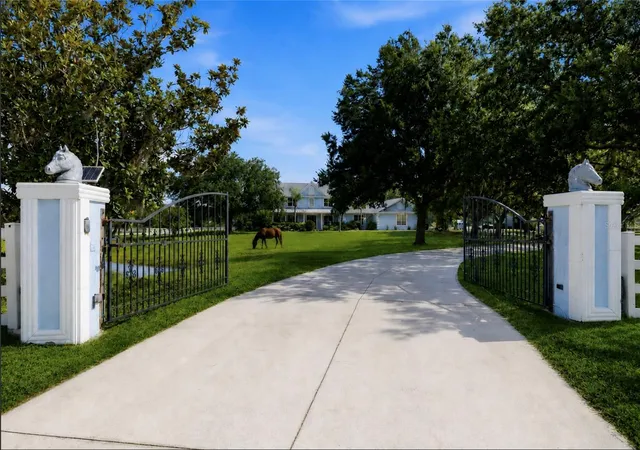 Photo 1 of Single family home for sale at 20207 77th Avenue E, Bradenton, FL 34202 | MLS# A4698566 | Listing updated on 2026-07-18