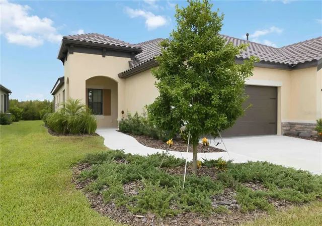 Photo 3 of Single family home for sale at 244 Altamura Cir, Nokomis, FL 34275 | MLS# N6144878 | Listing updated on 2026-09-17