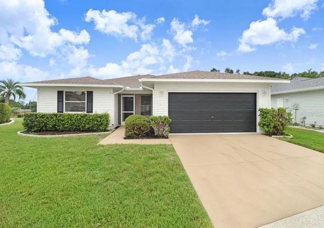 Photo 3 of Single family home for sale at 3448 Glen Abbey Ln, Lakeland, FL 33810 | MLS# A4698570 | Listing updated on 2026-09-02