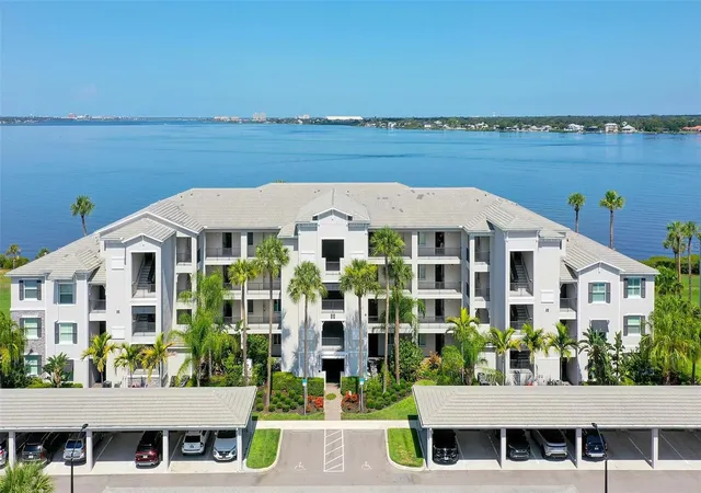 2nd image of 910 Tidewater Shores Loop #103, Bradenton, FL 34208 | MLS# A4698571