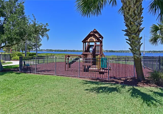 2nd image of 910 Tidewater Shores Loop, BRADENTON, FL 34208