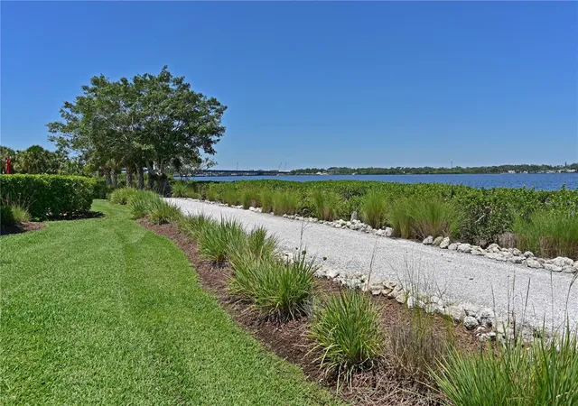 68th image of 910 Tidewater Shores Loop #103, Bradenton, FL 34208 | MLS# A4698571