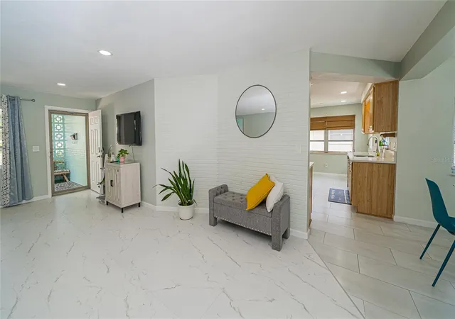 4th image of 2063 Dunston Cvs Rd, Clearwater, FL 33755 | MLS# TB8524672