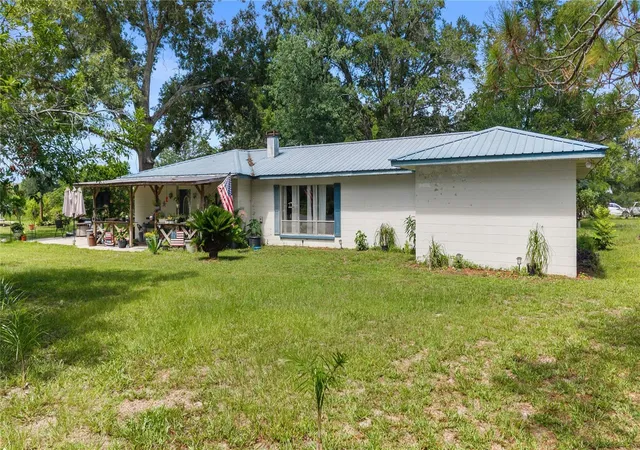 Photo 1 of Single family home for sale at 17250 Nw 26th Court, Trenton, FL 32693 | MLS# GC541578 | Listing updated on 2026-08-10
