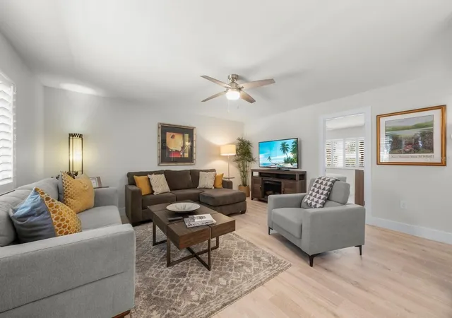 Photo 4 of Condo for sale at 624 Flamingo Dr #112, Venice, FL 34285 | MLS# C7527901 | Listing updated on 2026-08-10